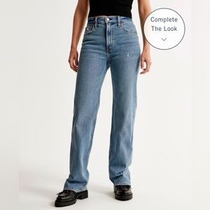 90s style mom jeans